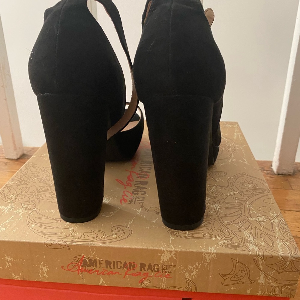 American Rag Platform High Heels - Picture 6 of 10